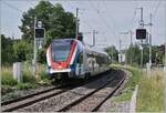 Der SBB LEX RABe 522 230 verlässt Satigny in Richtung La Plaine, 

28. Juni 2021