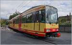 Der TRAVYS/OC Be 4/8 003 hat auf der Fahrt von Orbe nach Chavornay den kleinen Halt St-Eloi erreicht.