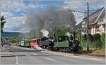 Festival Suisse de la vapeur (Schweizer Dampffestival 2024) - Die LEB G 3/3 N° 5 und SEG G 2x 2/2 105 beide bei der Blonay-Chamby Bahn, verlassen in Doppeltraktion den Bahnhof von Blonay in