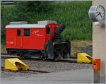 Die MGB Xrot.e 4932 wartet in HOspental auf den nächsten Winter.