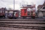 Der OJB Traktor Tm 100 (ehemals SBB Brünig-Bahn, erbaut 1933, 1966 von der OJB übernommen, 45 PS) und der Fahrleitungs-Montagewagen X 91.