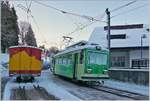 Nochmal der TPC BVB Be 2/5 15, nun etwas in Bewegung beim Rangieren in Villars sur Ollon: der Triebwagen hat einen Güterwagen für den Col de Bretaye bereitgestellt und fährt nun wieder