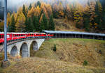 Geführt von den beiden RhB ABe 4/4 III Triebwagen Nr.