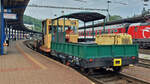 Draisine MUV-69-1039 zwischen 2 Flachgüterwagen, aufgenommen im Bahnhof von Bratislava. 05.06.2023 (Smartphone Foto Jeanny) 