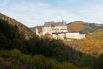 Herbstliche Farben am Viandener Schloss.