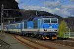 CD 371 003 treft am 6 April 2017 in Decin hl.n.